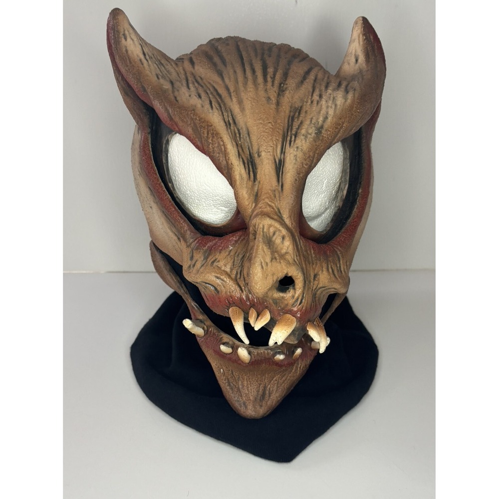 👻 1997 Be Something Studios BSS Fang Face Black Hood Scary Halloween Mask